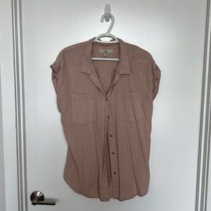 Short sleeve button down